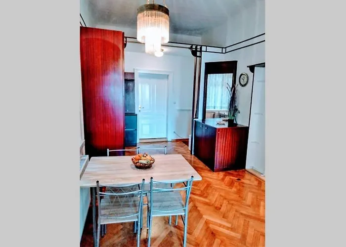 Family With Two Bathrooms Near To Center Viyana